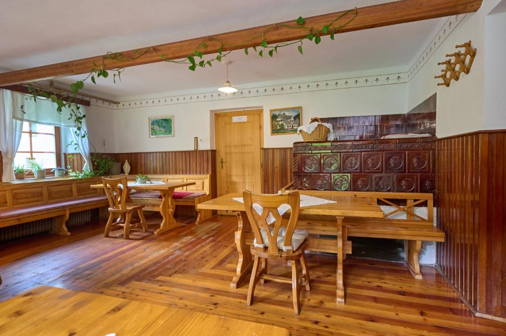 Restaurace v ubytování The farmhouse Bevsek Osep