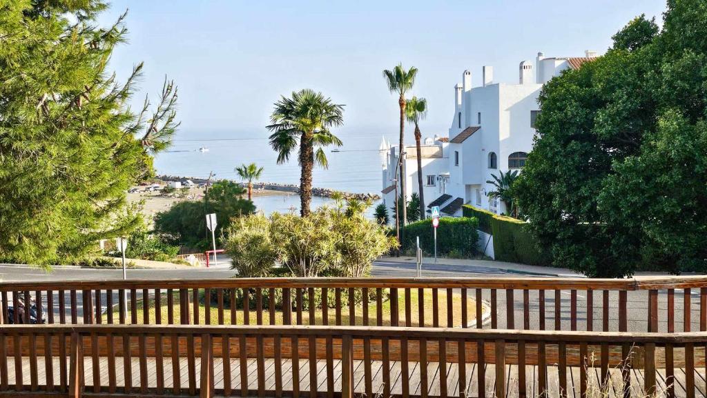 Galerija fotografija objekta Junto a la Playa del Cristo,Terraza,Puerto a 3min u gradu 'Estepona'