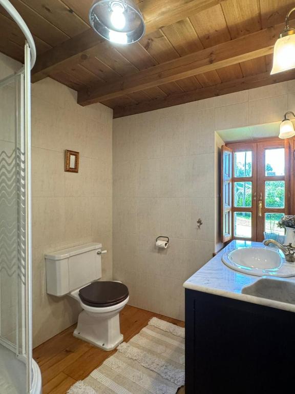 Ένα μπάνιο στο Casa Rural El Salvijo