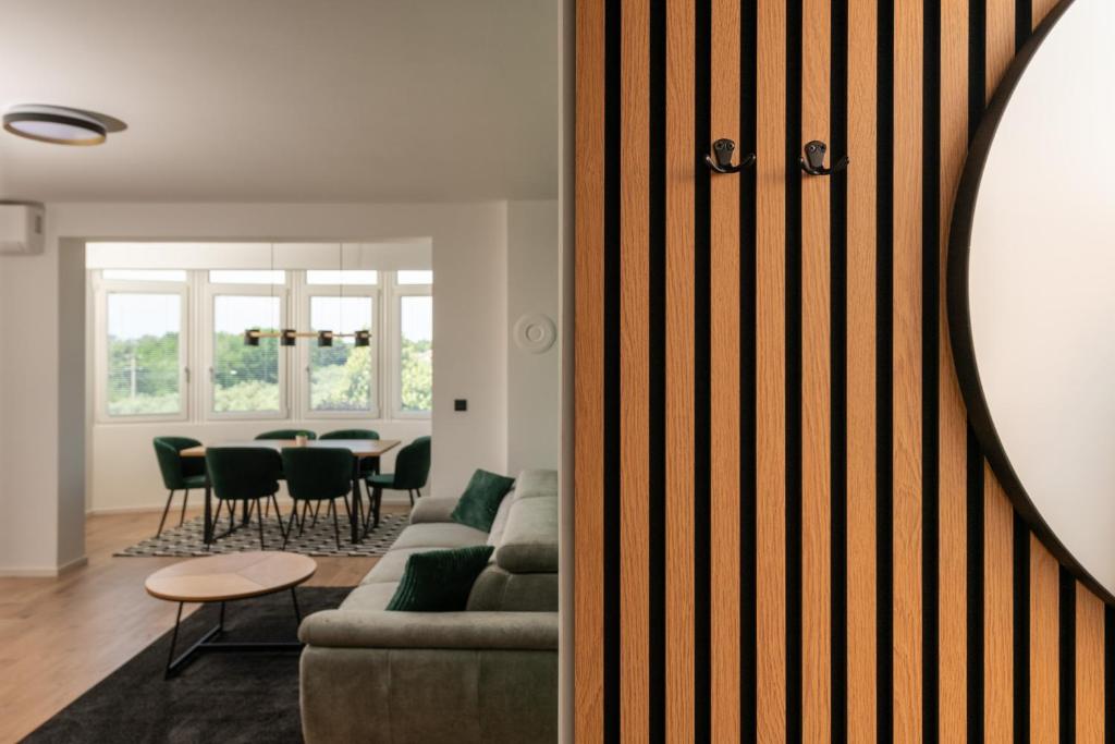 Posedenie v ubytovaní M&A - Pula Luxury apartment