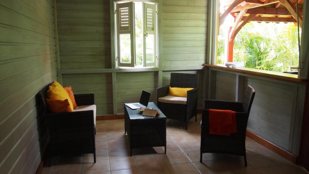 Posezení v ubytování Habitation Cantamerle