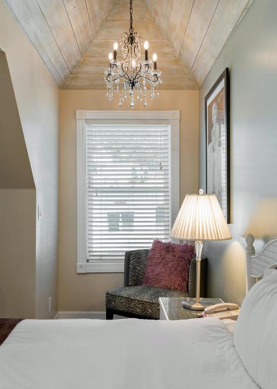 Glenmore Plaza Hotel - Suite Con Mountain View