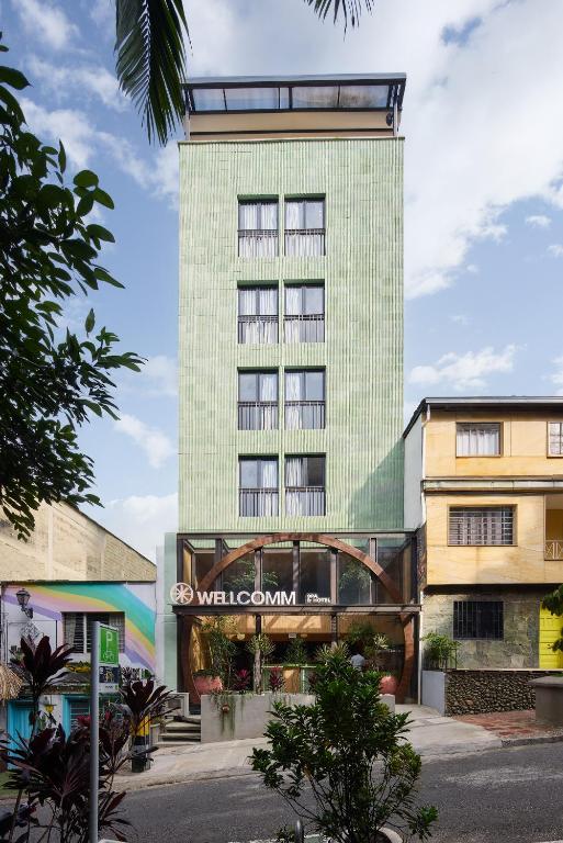 El edificio en el que está el hotel