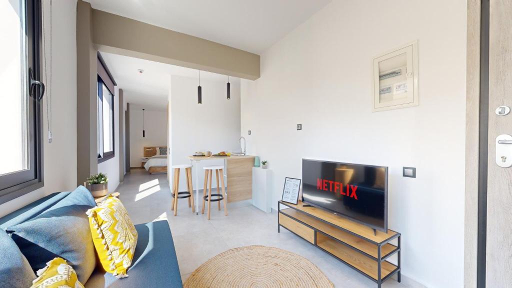 Elegant & Comfy Stay in Athens Psyri