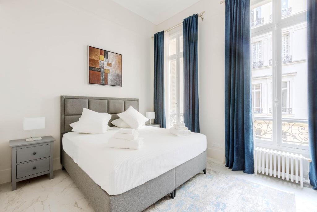 Photo de la galerie de l'établissement Caf friedland, à Paris