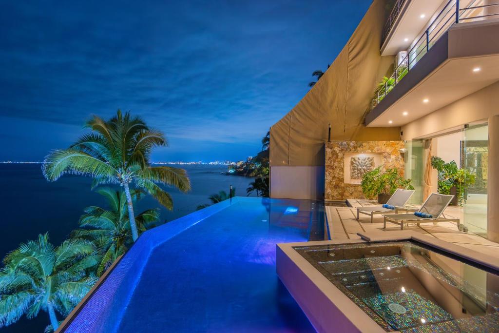 Photo inspiration: Gallery Detail: Luxury 5 Br Villa With Incredible Views Puerto Vallarta Precios