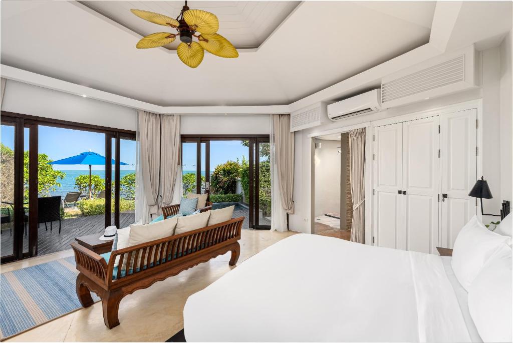 Postel nebo postele na pokoji v ubytování SAii Koh Samui Villas - Adult only 12 plus