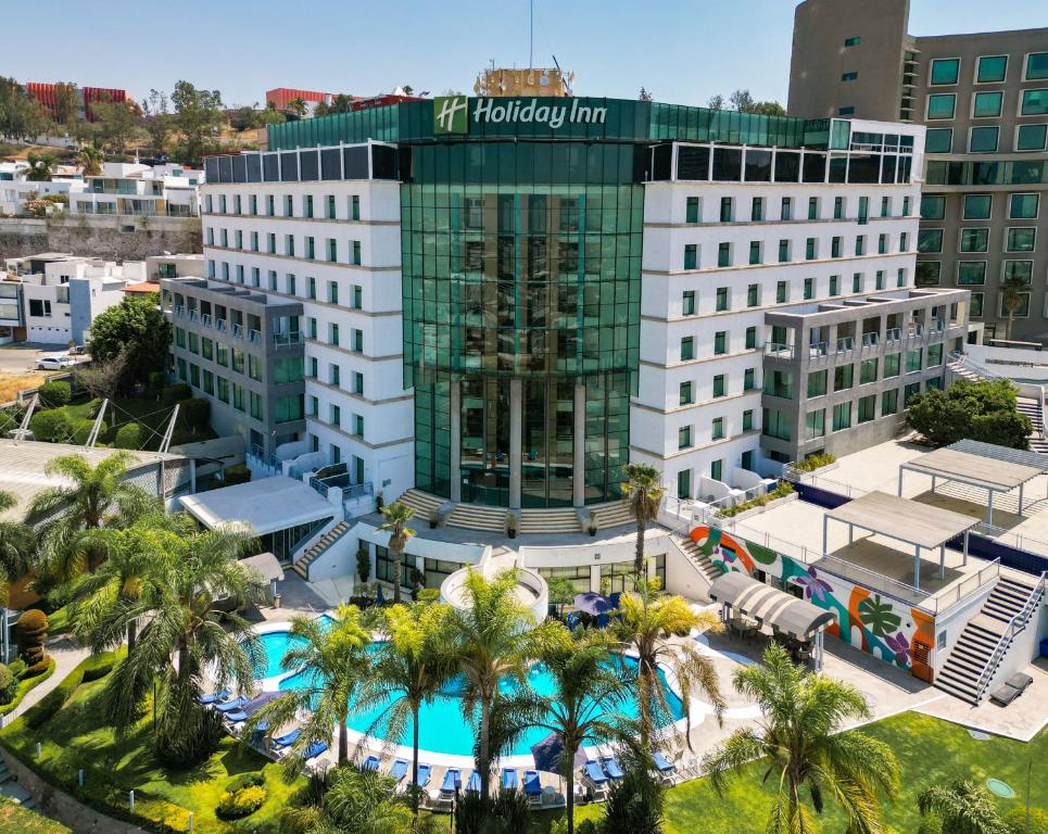 una vista aérea del hotel tampa inn en Holiday Inn Queretaro Zona Diamante, an IHG Hotel en Querétaro