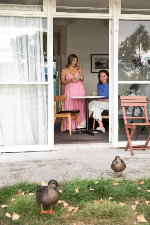 Riverfront Motel & Restaurant - Resim 19