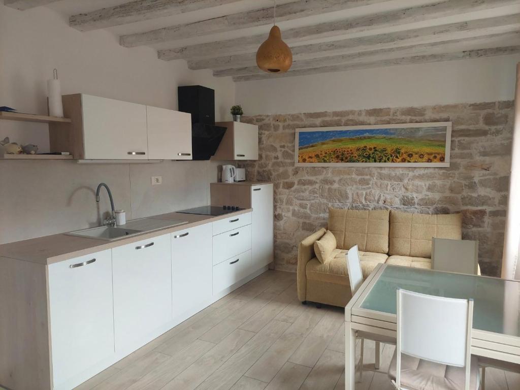Apartment Lino - city center