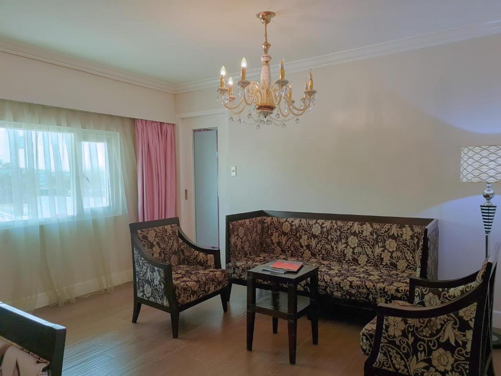 Fiesta Garden Hotel by SMS Hospitality - Executive Suite