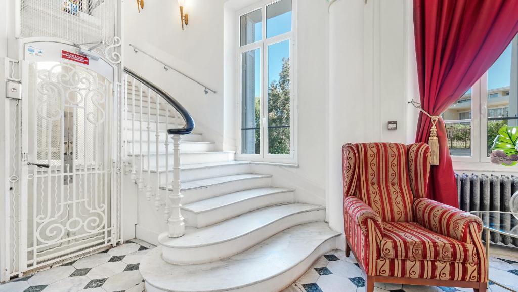 Posezení v ubytování Hotel Les Tourelles
