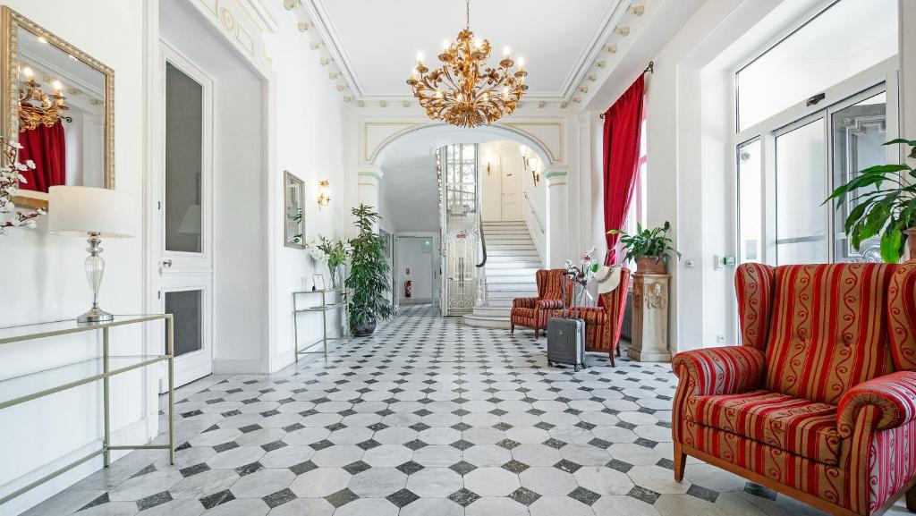 Posezení v ubytování Hotel Les Tourelles
