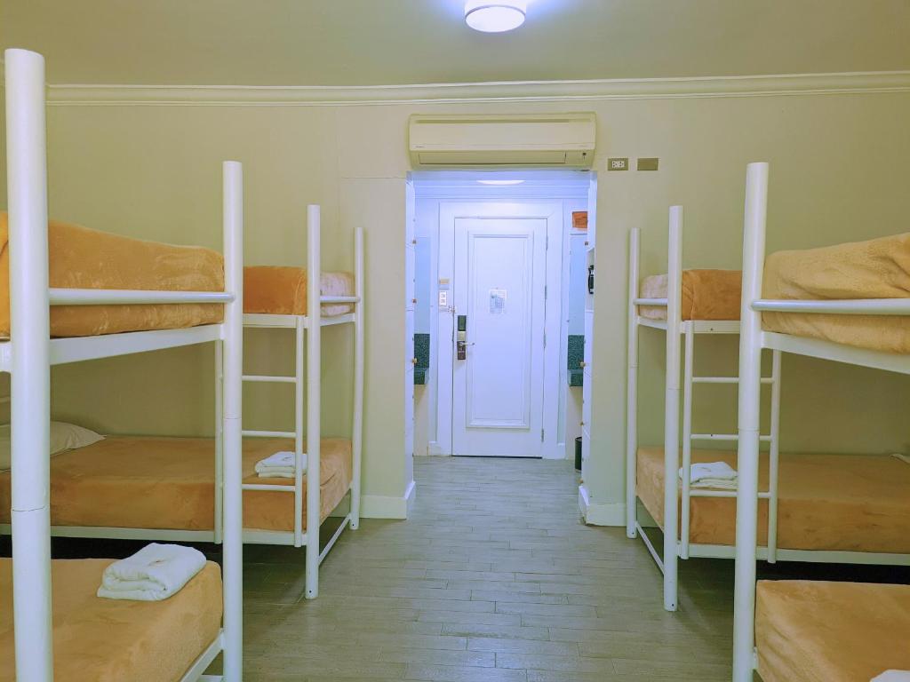 Fiesta Garden Hotel by SMS Hospitality - Mixed Dormitory Room