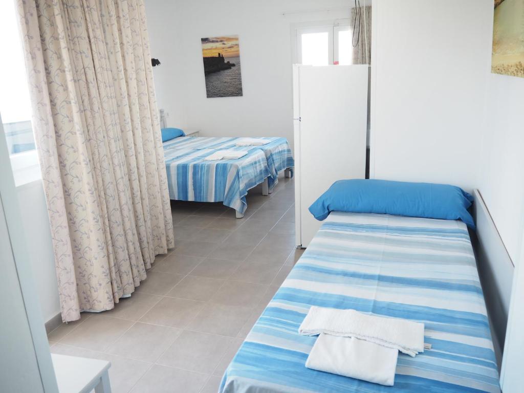 Hotel Rocamar - Triple Room With Balcony City Views