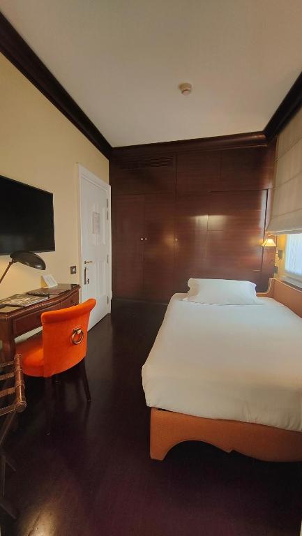 
Superior Single Room
