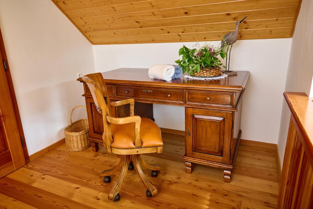 Fotografie z fotogalerie ubytování Four-Bedroom Villa Bajer v destinaci Stari Trg pri Ložu