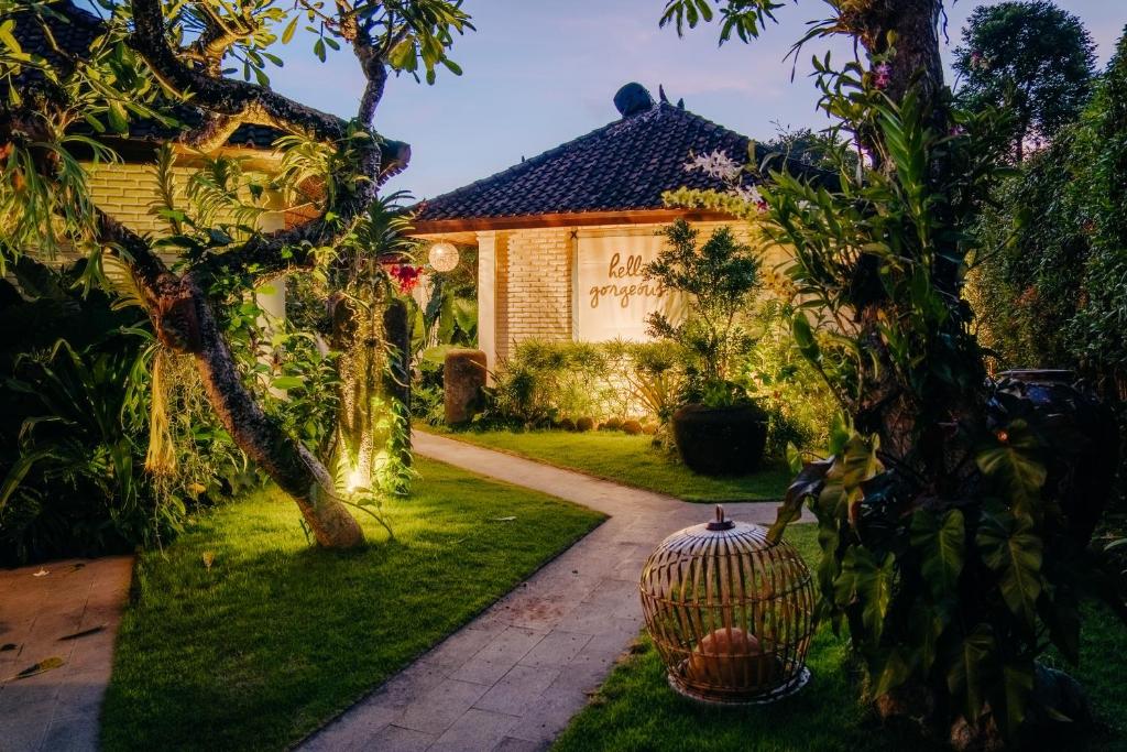 Zahrada ubytování Sanur House