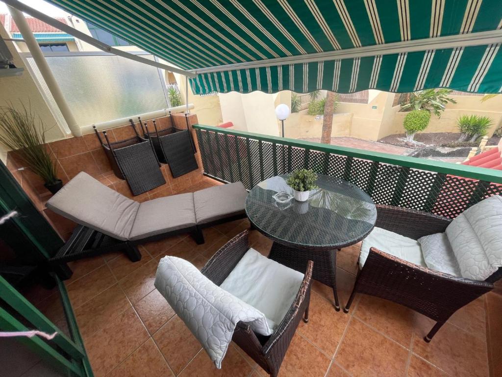 Posezení v ubytování Mareverde Casa Eviwa I-118 by VivaTenerife