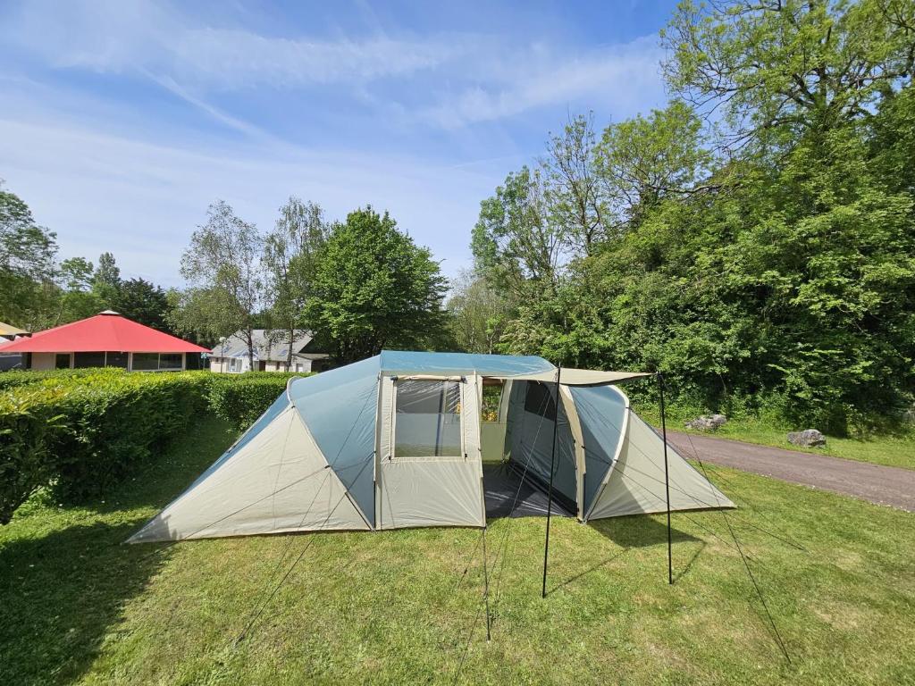Zahrada ubytování CAMPING LES GRAVELETS 2étoiles