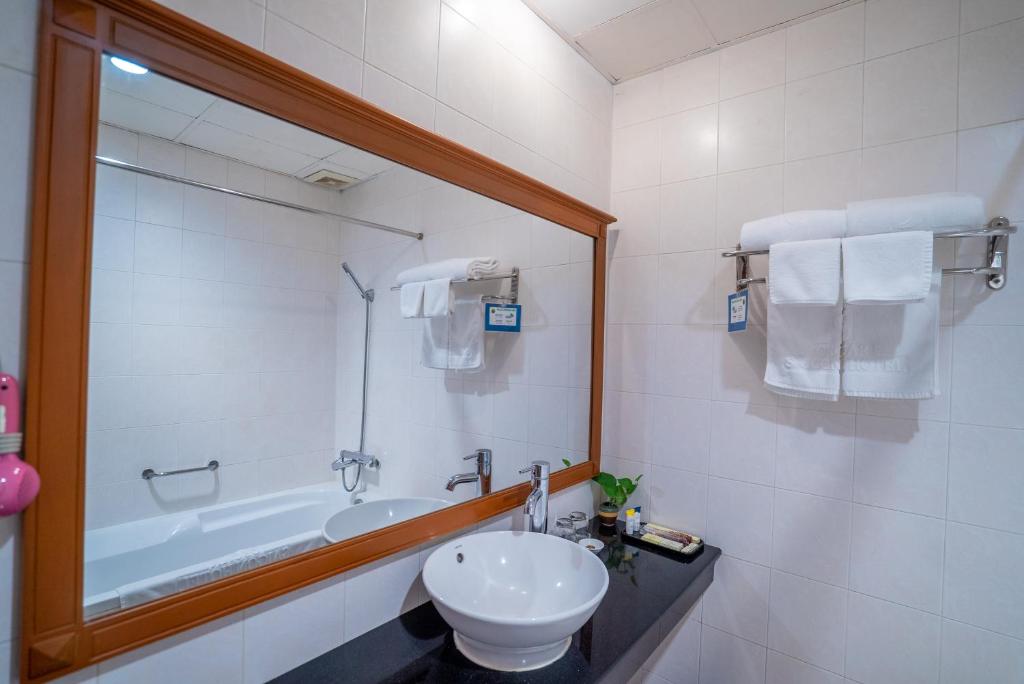 Phòng Oscar Elegant Giường Đôi