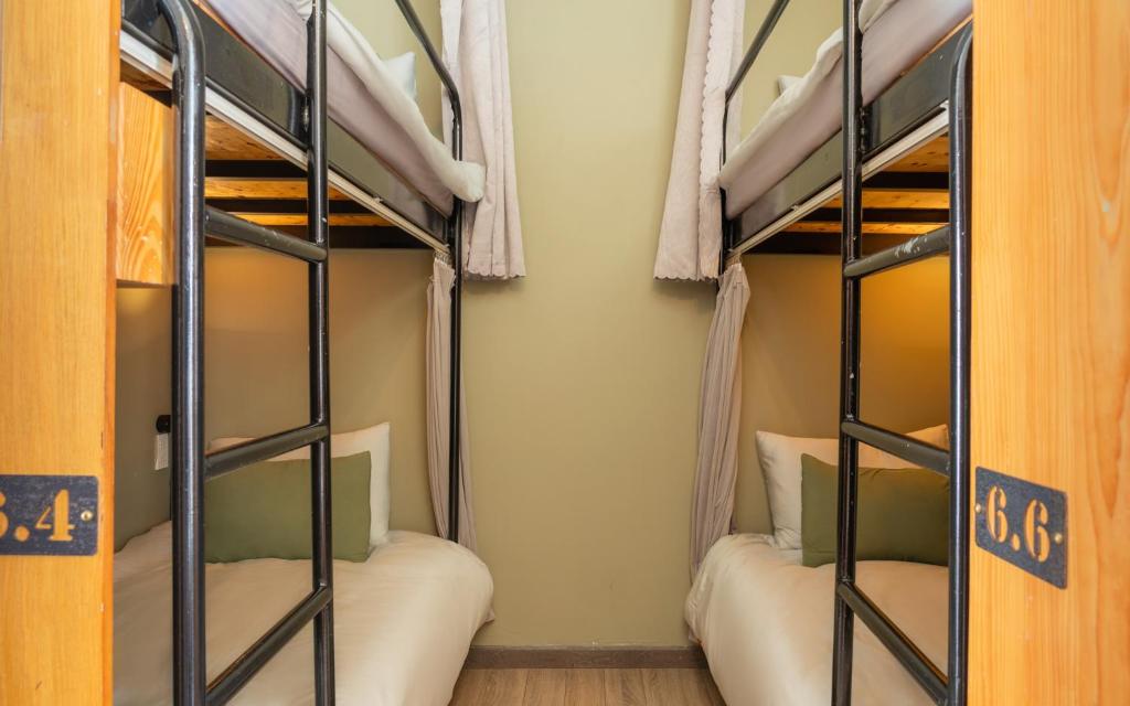 Pi Boutique Hotel - 4