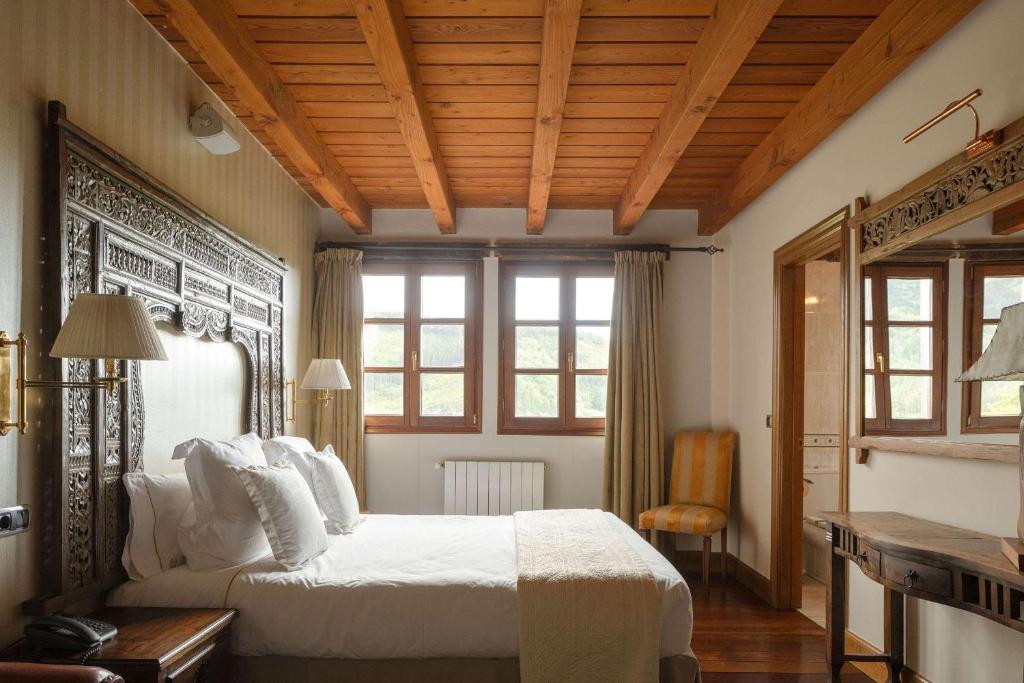 Hotel & Spa Etxegana - Deluxe Double Room