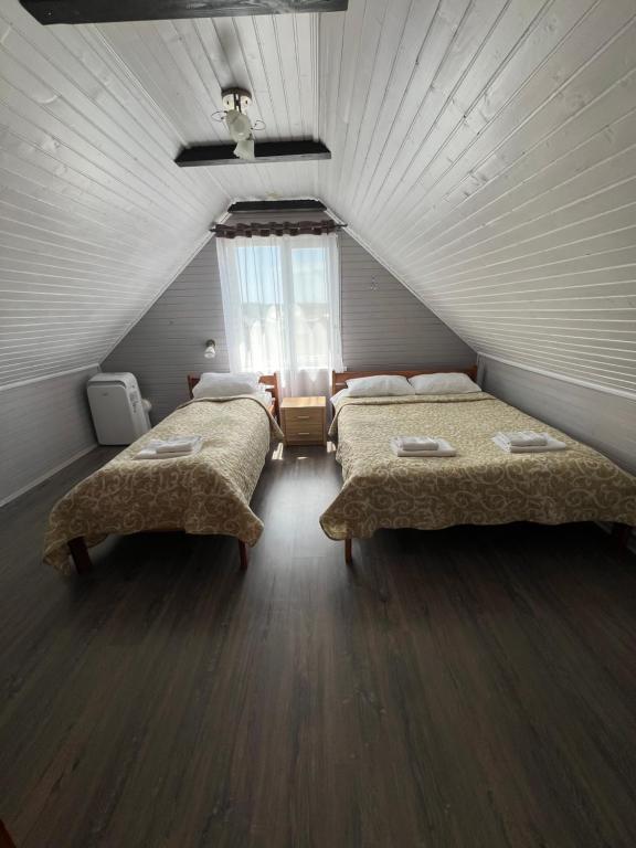 Боброва-Хата - Family Room With Bathroom