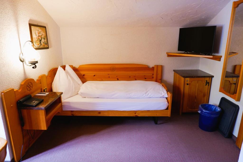 TV a/nebo společenská místnost v ubytování Hotel Christiania Saas-Fee