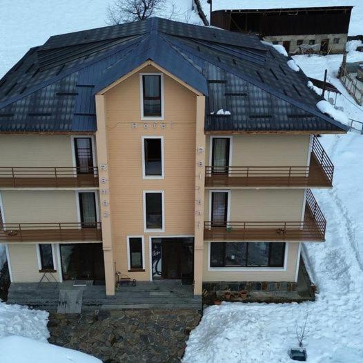 Budova, kde se hotel nachází