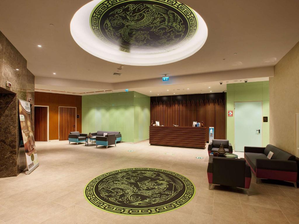 A seating area at ibis Styles Istanbul Merter