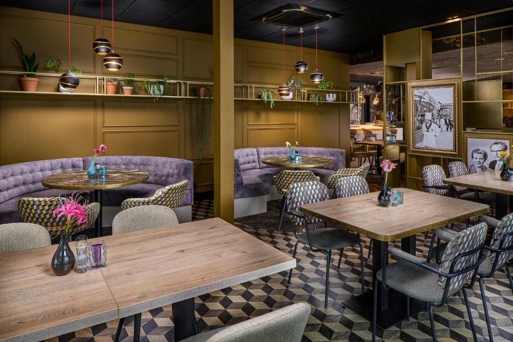 Posezení v ubytování Hotel Restaurant Grandcafé 't Voorhuys