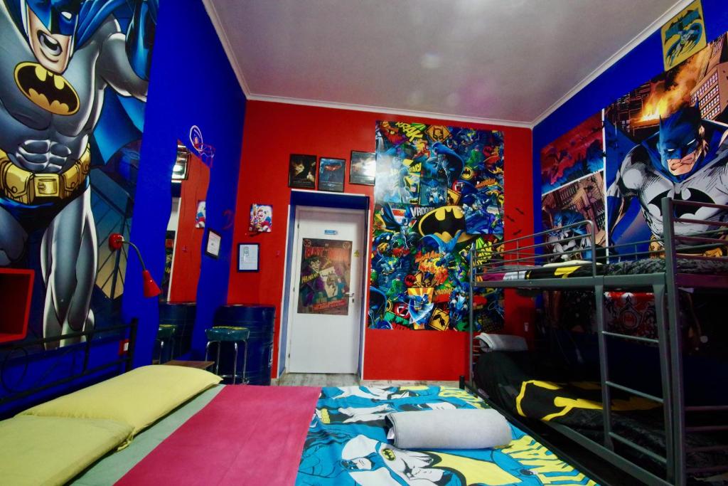Comics Guesthouse Hostel - Double Or Twin Room With Private External Bathroom