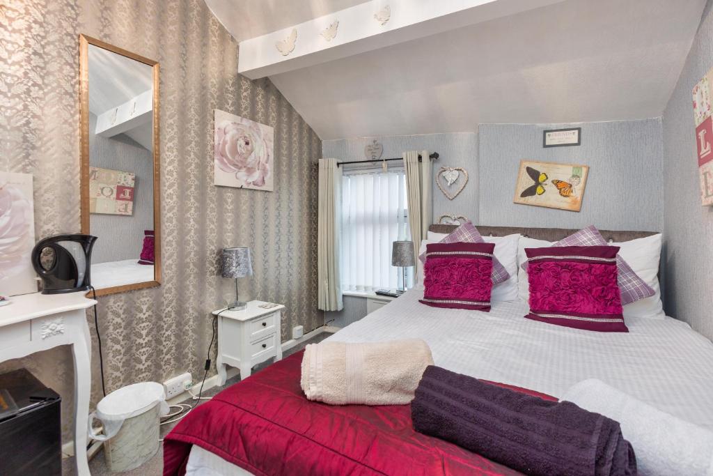 Friends Hotel - Double Room