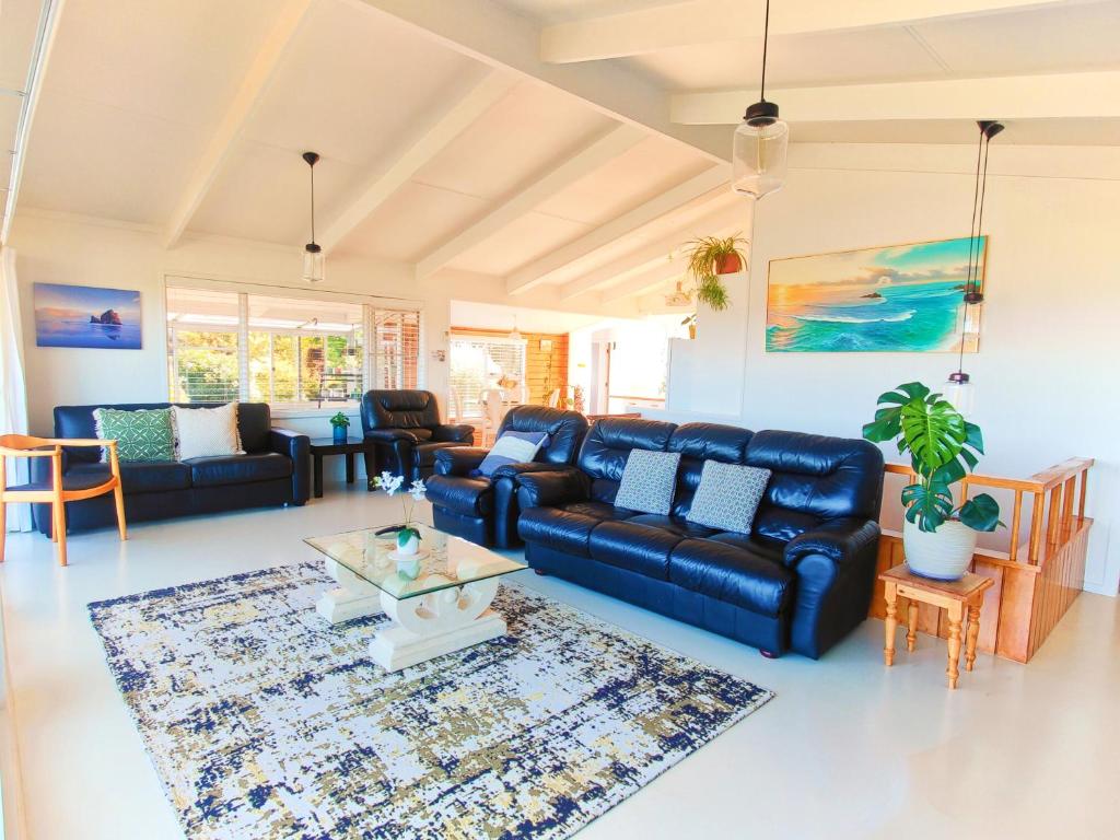 Delight in Birch-Lake View Holiday Home - Resim 5