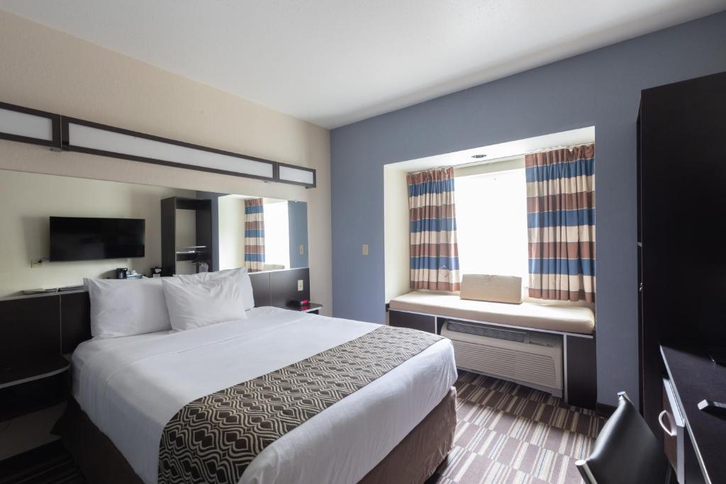 Microtel Inn & Suites by Wyndham Waynesburg - Camera Queen - Non Fumatori