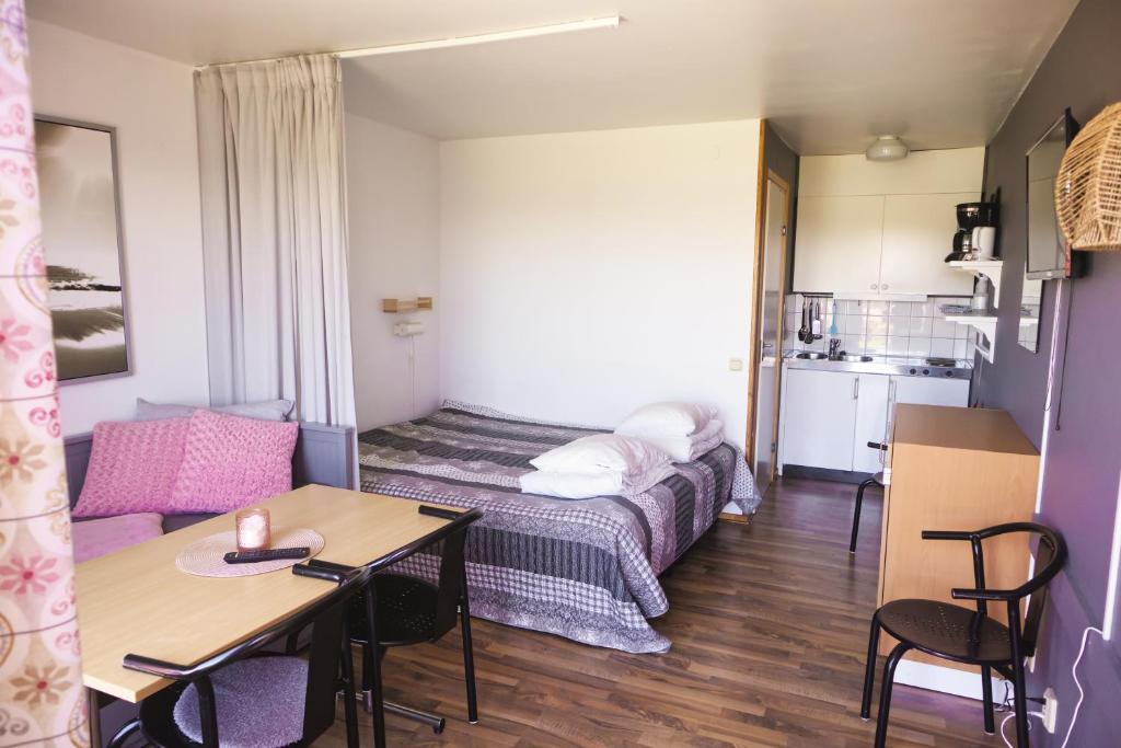 Kuchyň nebo kuchyňský kout v ubytování Hälleviks Camping