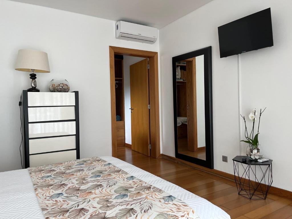 Postel nebo postele na pokoji v ubytování Crystal House