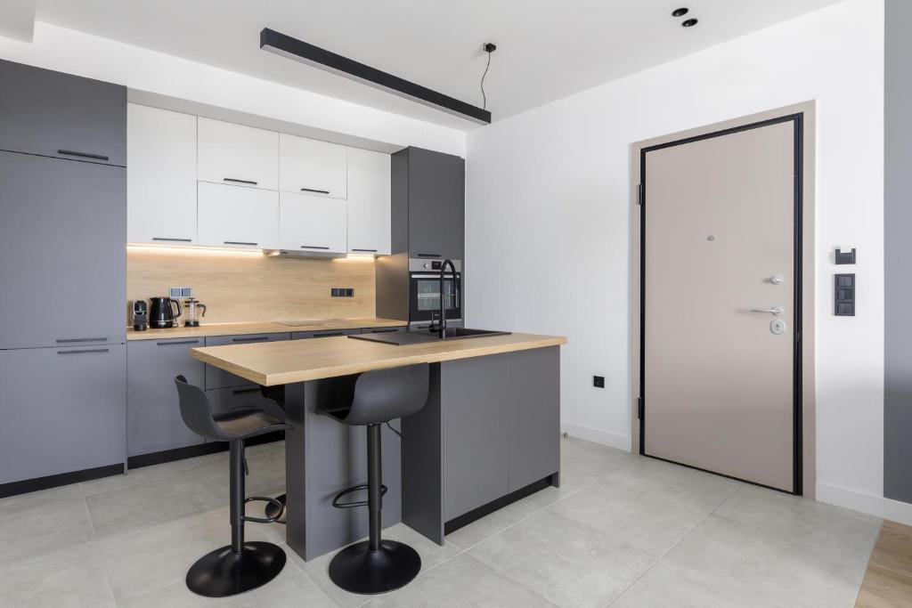 Oddity Seafront Penthouse Apartments - 3