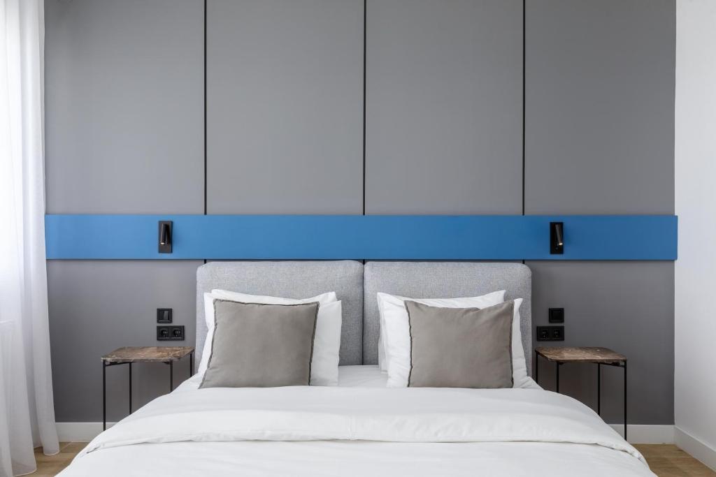 Oddity Seafront Penthouse Apartments - 8