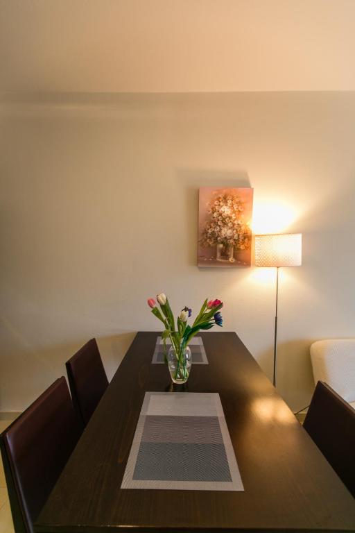 Cosmos Hotel - Resim 11