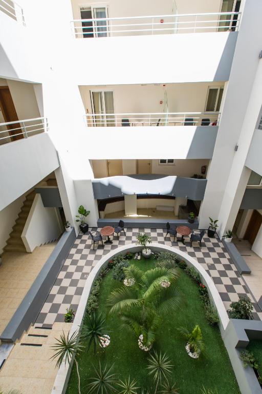 Cosmos Hotel - Resim 18