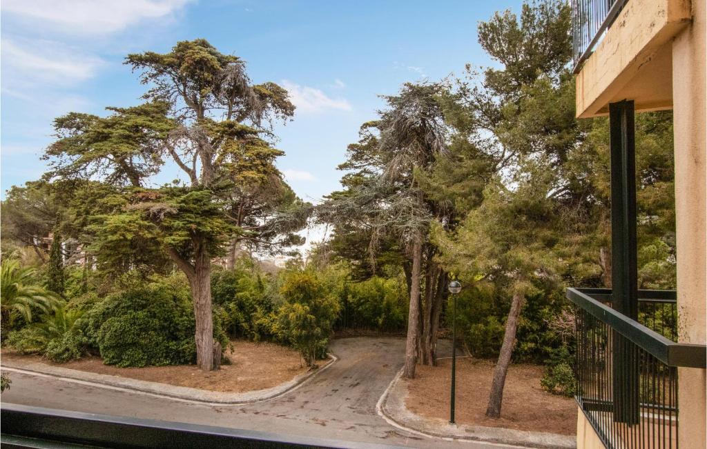 Zahrada ubytování Cozy Apartment In Sant Feliu De Guíxols