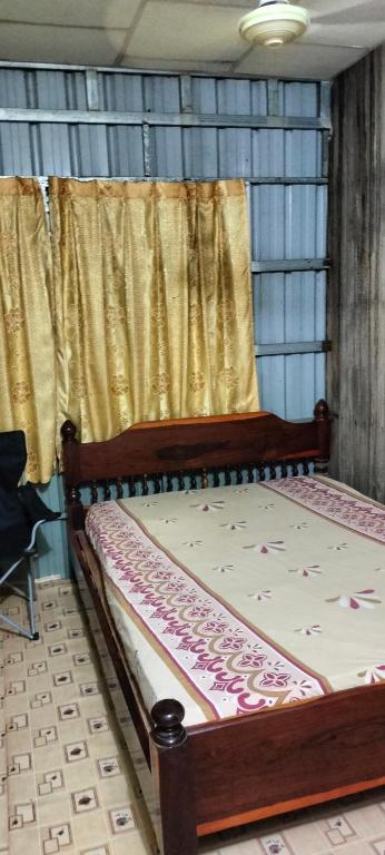 Dolphin Home Stay New 5