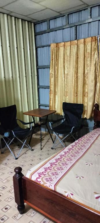 Dolphin Home Stay New 7