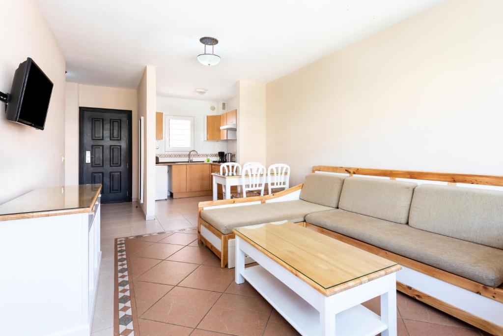 Hotel El Duque - 