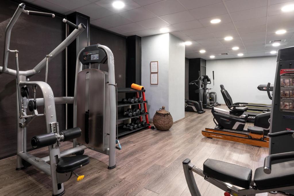 Fitness centrum a/nebo fitness zařízení v ubytování President Hotel Athens