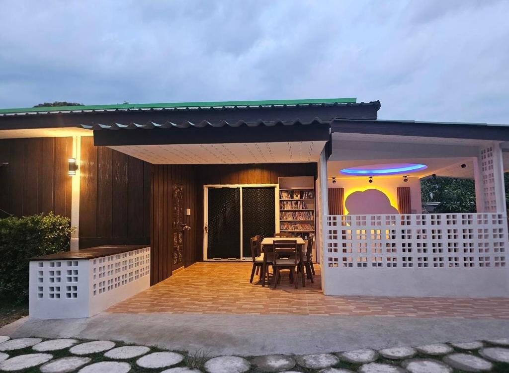 HOMETHAI RESORT (โฮมไทยรีสอร์ท) - Suite Familiale De Luxe