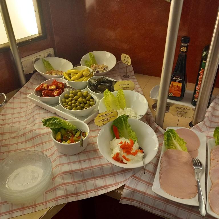 Stadt-gut-Hotel Rheinischer Hof - Resim 35