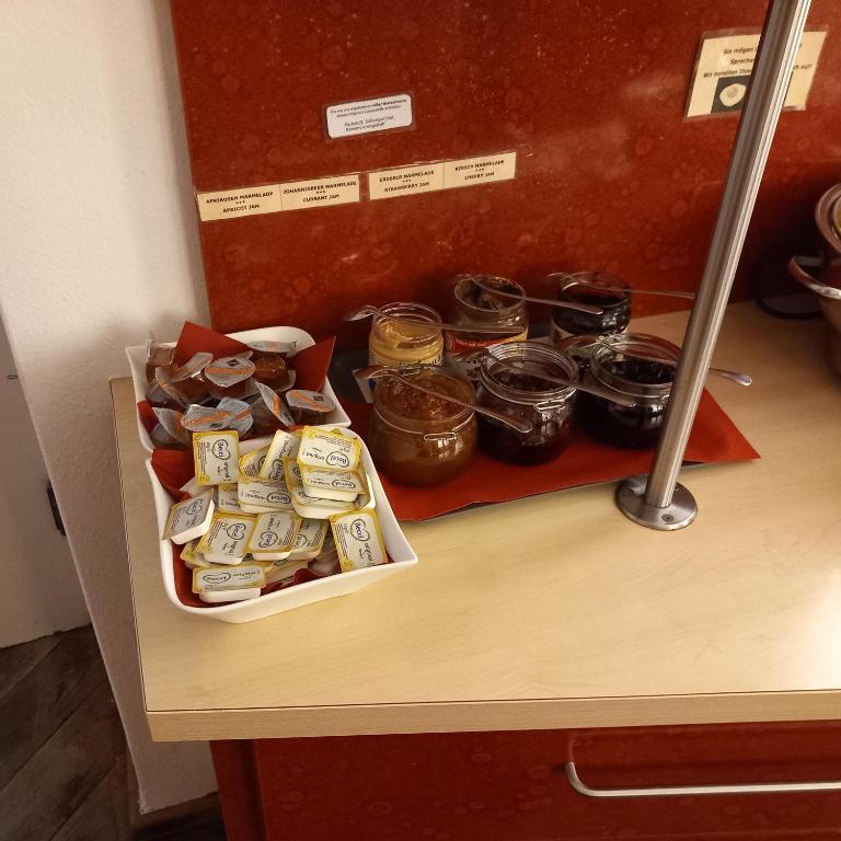 Stadt-gut-Hotel Rheinischer Hof - Resim 37